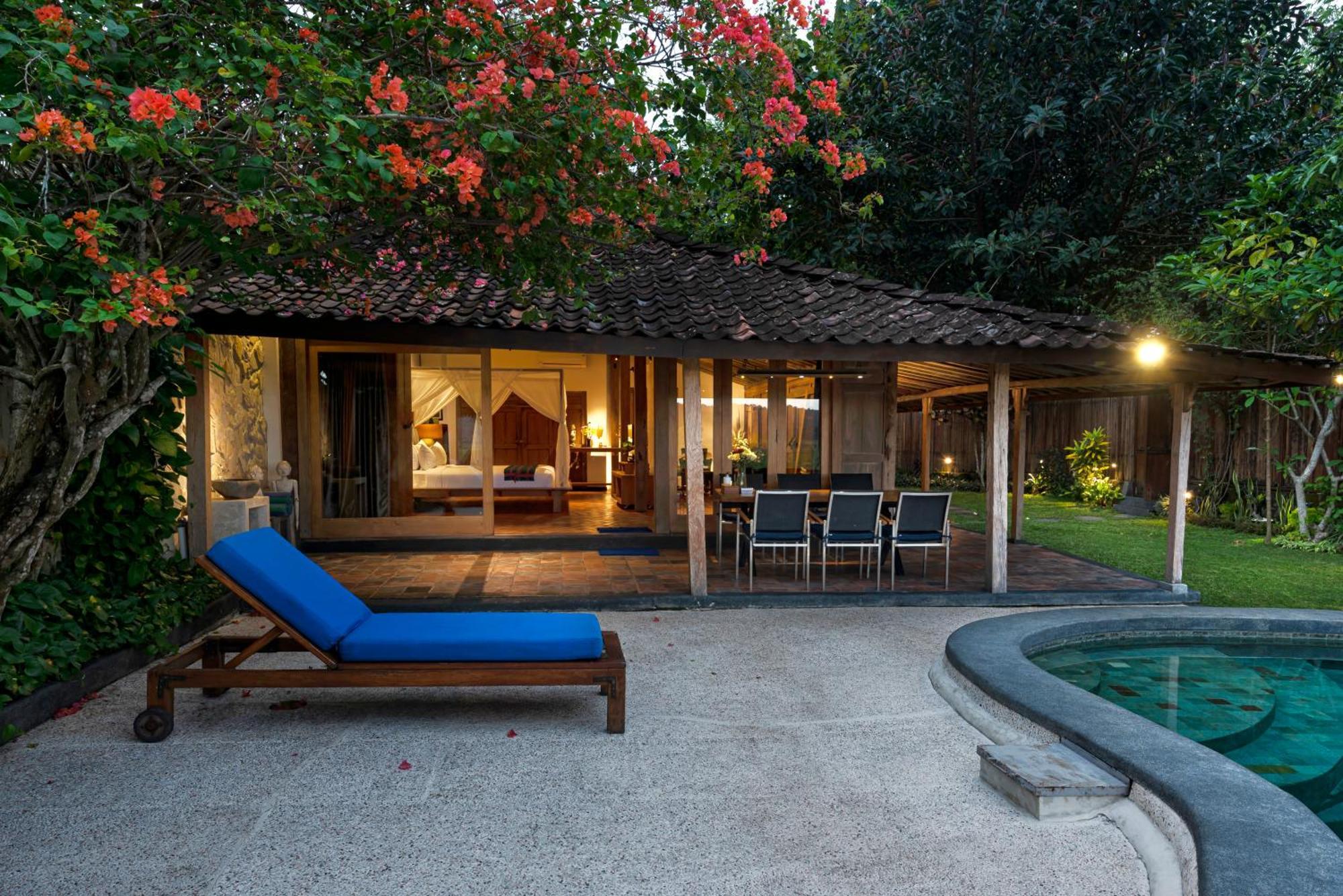 Villa Blue Steps Yogyakarta Exterior foto