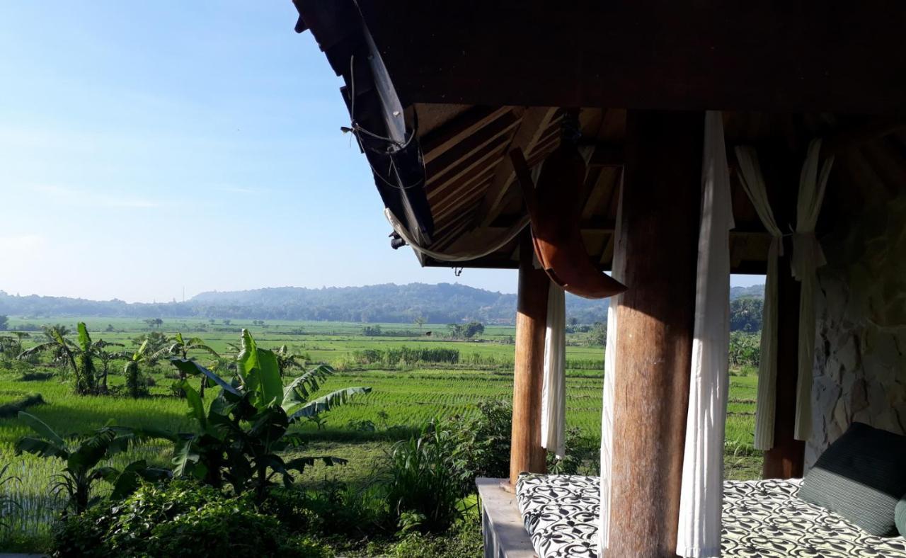 Villa Blue Steps Yogyakarta Exterior foto